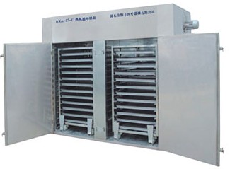 熱風(fēng)循環(huán)烘箱